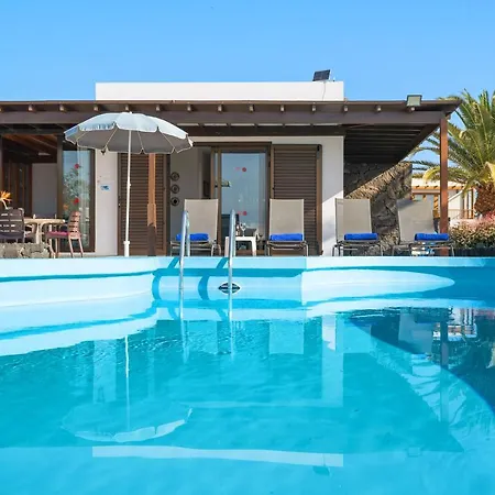 Fernando Playa Blanca (Lanzarote)