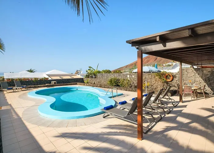 Fernando Playa Blanca (Lanzarote)